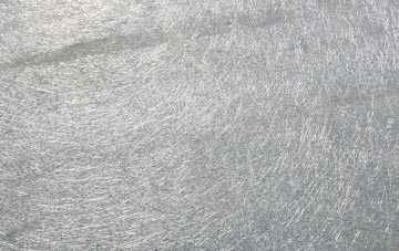 Liss laminate fibreglass or shingles?